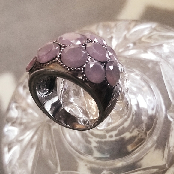 "Vintage look" Lavender Statement Ring - Picture 11 of 14